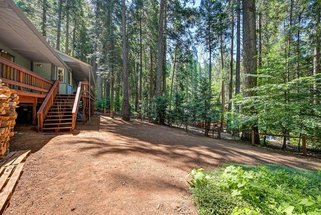 3644 Gold Ridge Trl, Pollock Pines, CA 95726