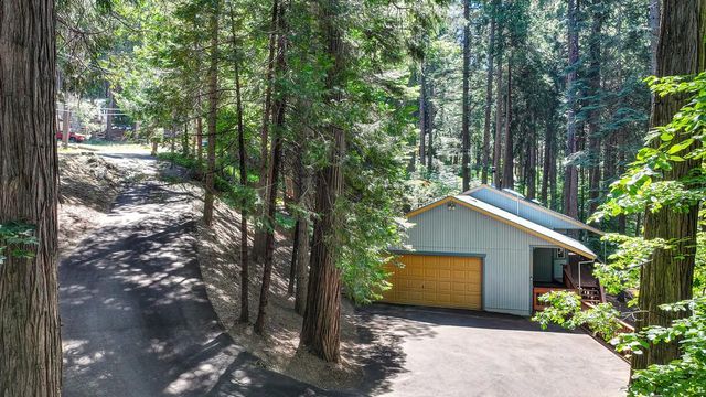3644 Gold Ridge Trl, Pollock Pines, CA 95726