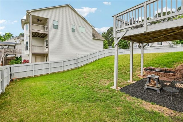 129 Edinburgh Drive, Canton, GA 30115
