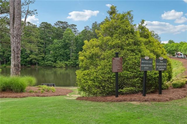 129 Edinburgh Drive, Canton, GA 30115