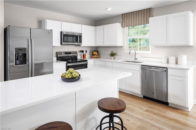 126 Pampas ST, South Mills, NC 27976