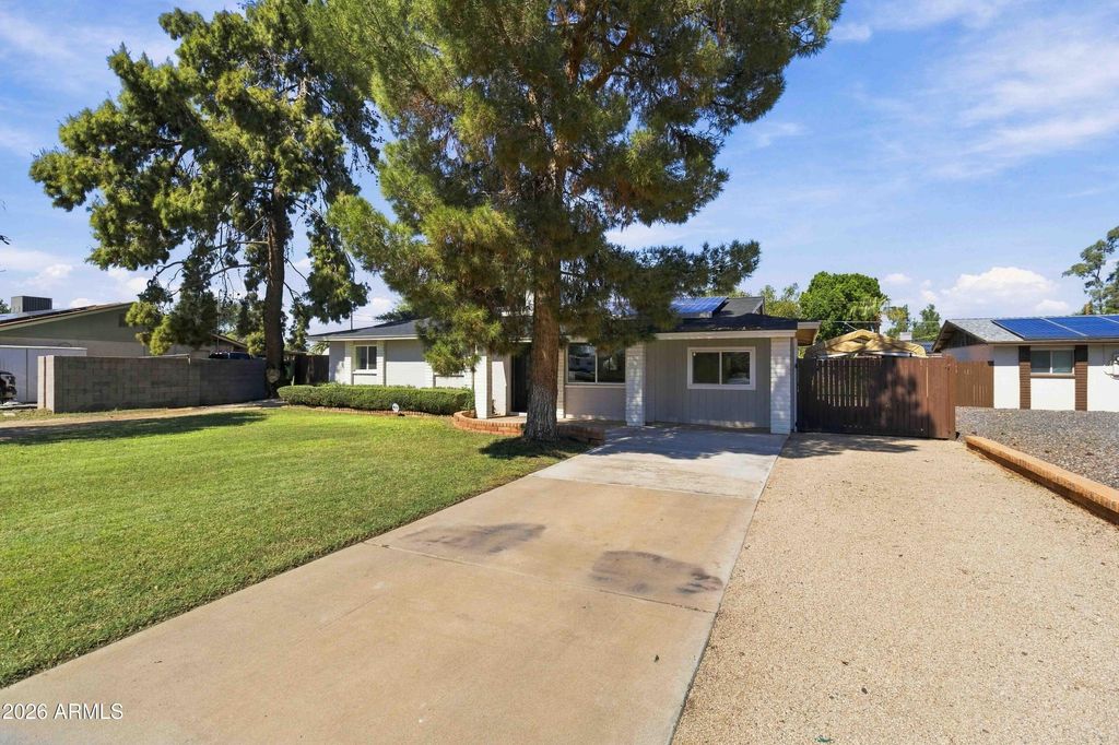 18028 N Villa Rita Drive, Phoenix, AZ 85032 — photo 5