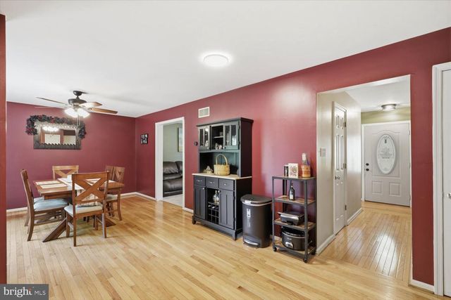 235 OWL HILL RD, Lititz, PA 17543