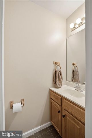 235 OWL HILL RD, Lititz, PA 17543