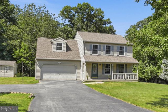 235 OWL HILL RD, Lititz, PA 17543