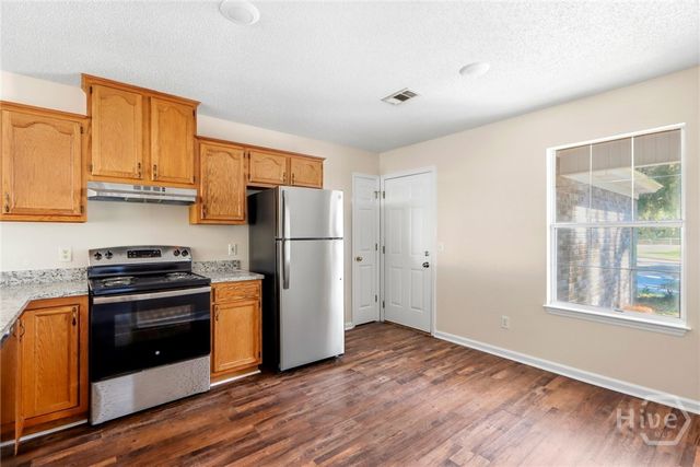 7300 Mayer Avenue, Savannah, GA 31410
