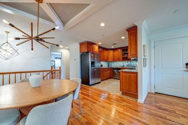 441 E Broadway A, Long Beach, NY 11561