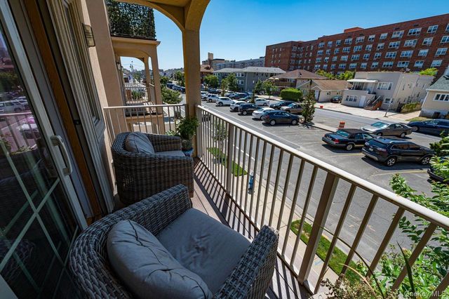 441 E Broadway A, Long Beach, NY 11561