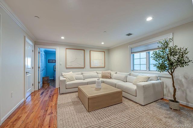 441 E Broadway A, Long Beach, NY 11561
