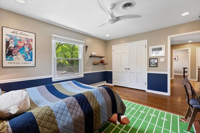 1107 Donegal Lane, Northbrook, IL 60062