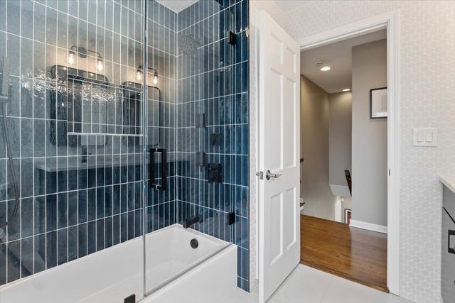1107 Donegal Lane, Northbrook, IL 60062