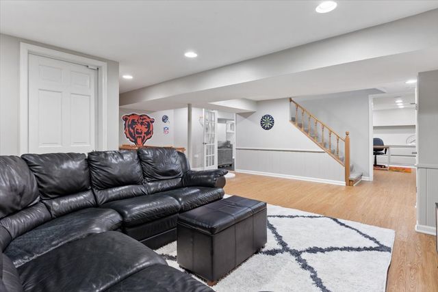 1107 Donegal Lane, Northbrook, IL 60062