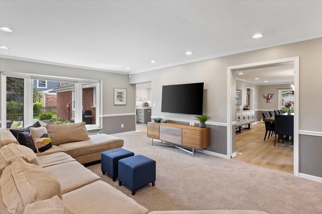 1107 Donegal Lane, Northbrook, IL 60062