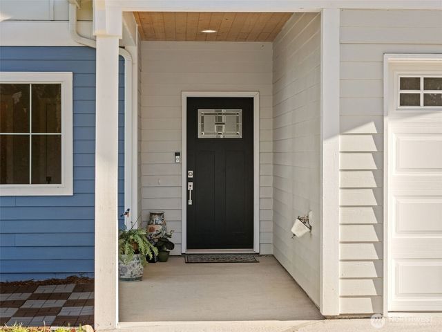 2198 NE Kevos Pond Drive, Poulsbo, WA 98370