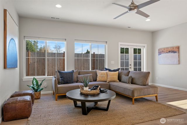 2198 NE Kevos Pond Drive, Poulsbo, WA 98370