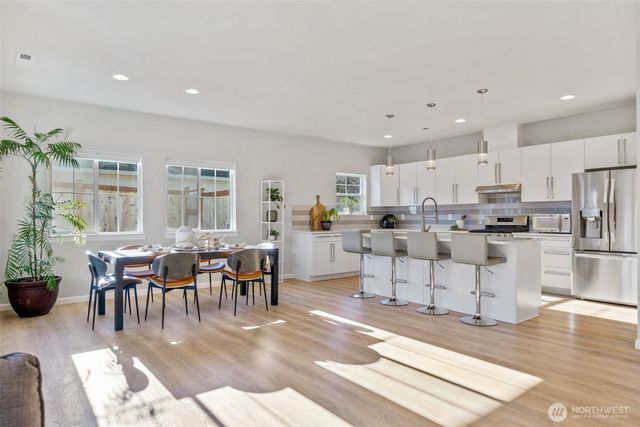 2198 NE Kevos Pond Drive, Poulsbo, WA 98370