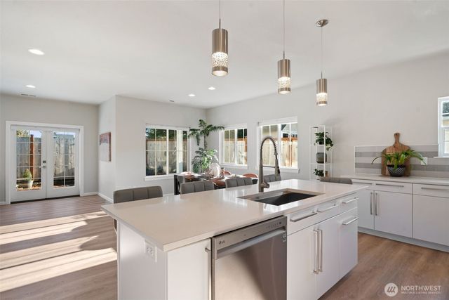 2198 NE Kevos Pond Drive, Poulsbo, WA 98370