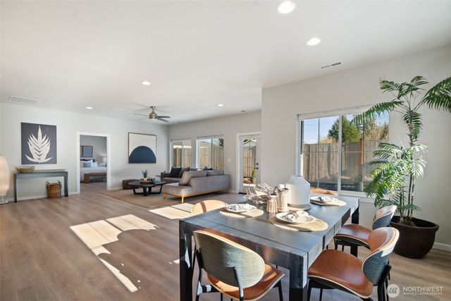 2198 NE Kevos Pond Drive, Poulsbo, WA 98370