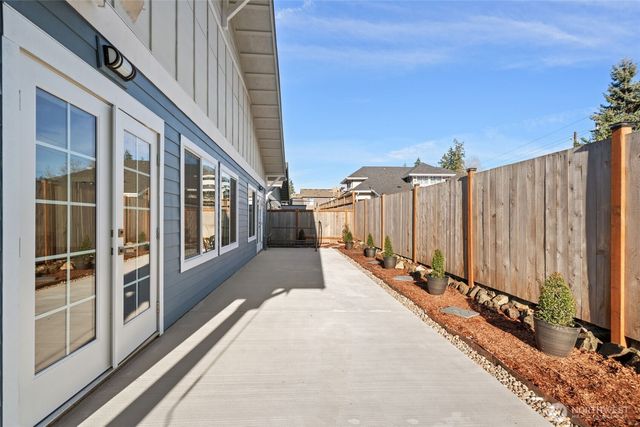 2198 NE Kevos Pond Drive, Poulsbo, WA 98370