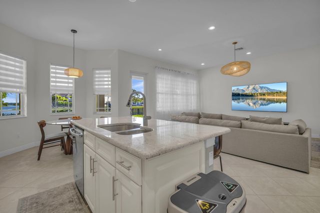 8620 Waterside Court, Parkland, FL 33076