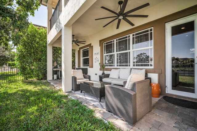 8620 Waterside Court, Parkland, FL 33076