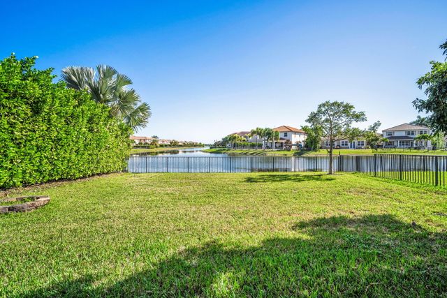 8620 Waterside Court, Parkland, FL 33076