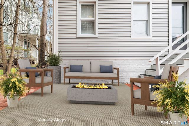 132 Pequot Avenue, Fairfield, CT 06890