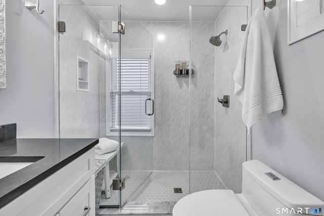 132 Pequot Avenue, Fairfield, CT 06890