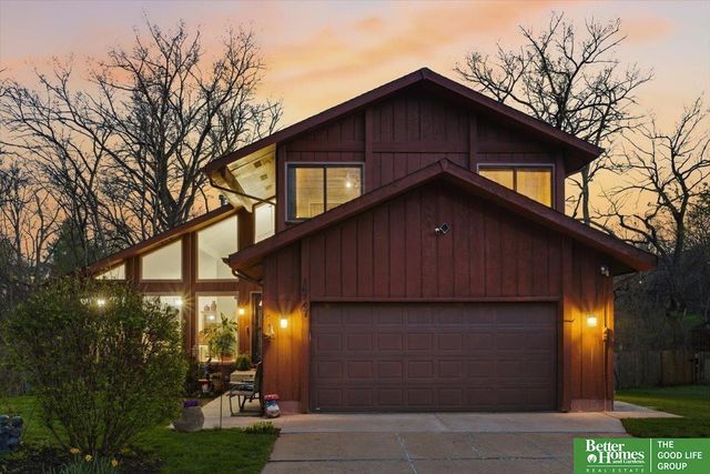 16247 Wood Drive, Omaha, NE 68130