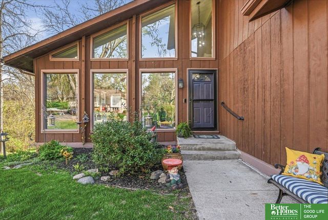 16247 Wood Drive, Omaha, NE 68130