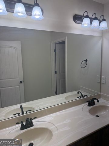 449 Madison Park Drive, Grayson, GA 30017