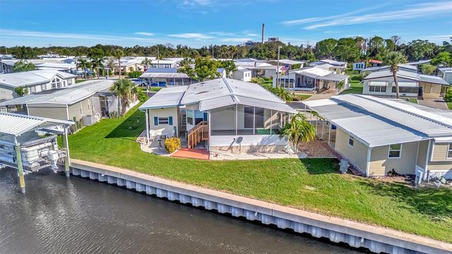 138 S SAINT THOMAS CIRCLE, Apollo Beach, FL 33572