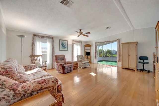 138 S SAINT THOMAS CIRCLE, Apollo Beach, FL 33572