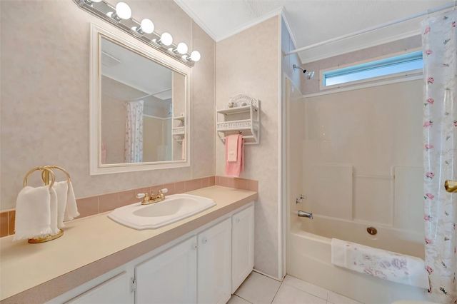 138 S SAINT THOMAS CIRCLE, Apollo Beach, FL 33572
