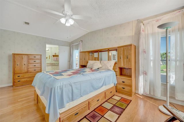138 S SAINT THOMAS CIRCLE, Apollo Beach, FL 33572