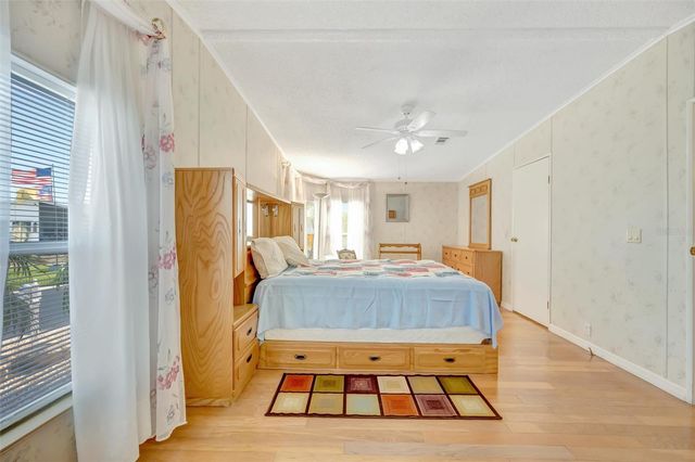 138 S SAINT THOMAS CIRCLE, Apollo Beach, FL 33572