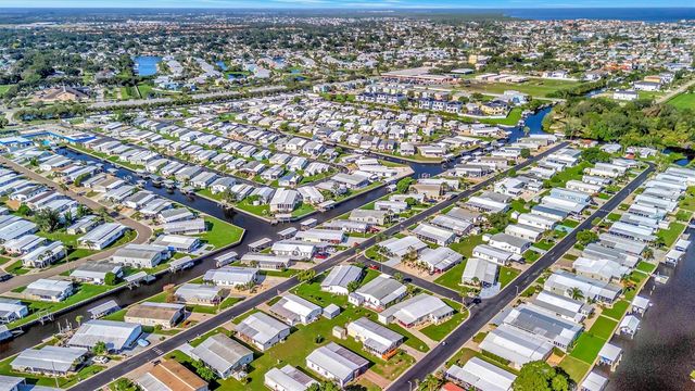 138 S SAINT THOMAS CIRCLE, Apollo Beach, FL 33572