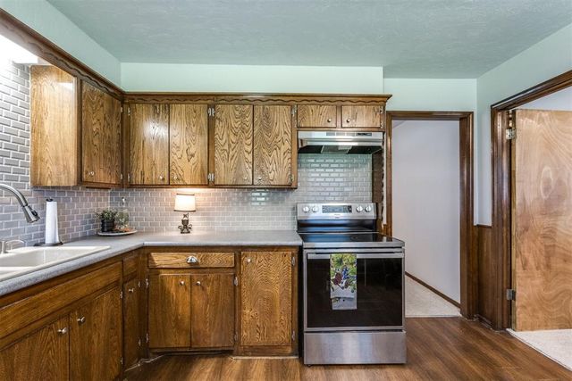 2308 S Mansfield Street, Del City, OK 73115