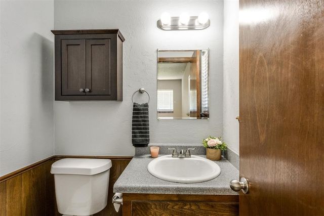 2308 S Mansfield Street, Del City, OK 73115