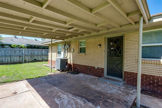 2308 S Mansfield Street, Del City, OK 73115