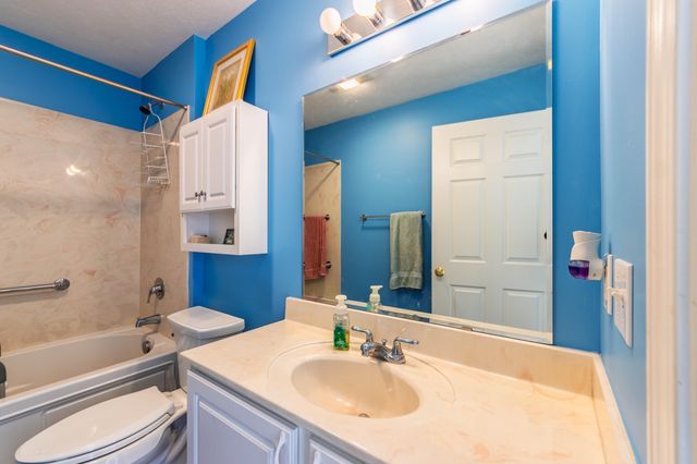 1998 Brighton Lane, Portage, MI 49024