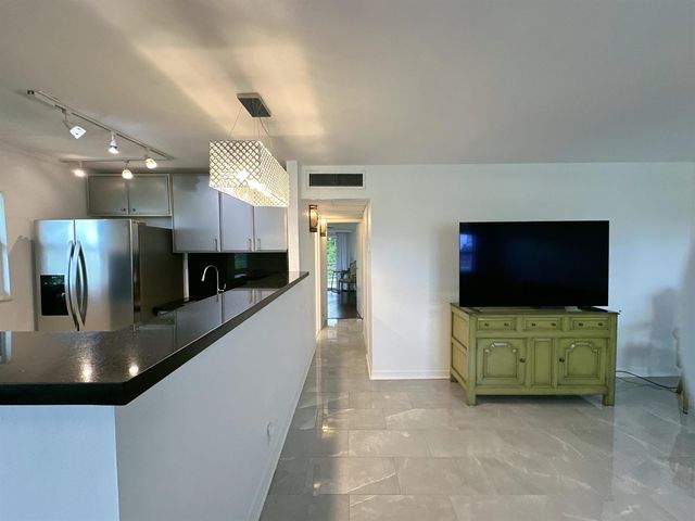 196 Tuscany C Lane, Delray Beach, FL 33446