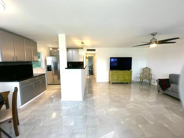 196 Tuscany C Lane, Delray Beach, FL 33446