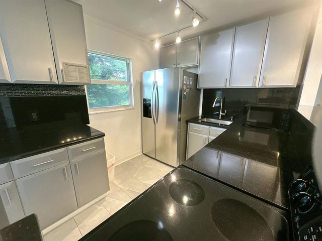 196 Tuscany C Lane, Delray Beach, FL 33446