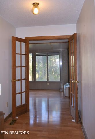 1689 Mccleary Bend Rd, Sevierville, TN 37876