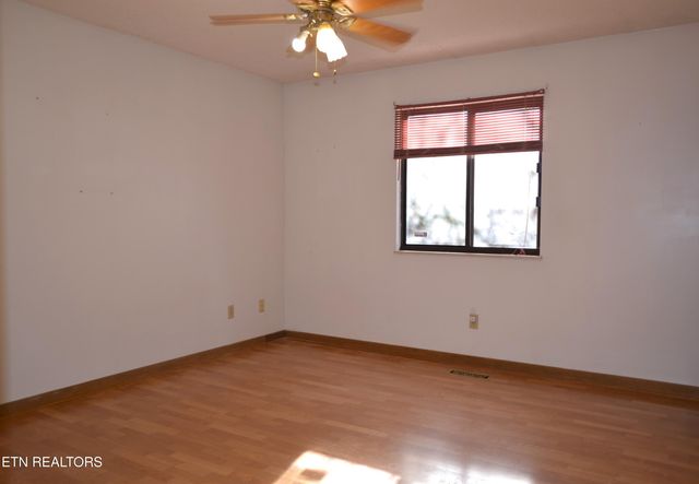 1689 Mccleary Bend Rd, Sevierville, TN 37876