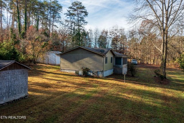 1689 Mccleary Bend Rd, Sevierville, TN 37876