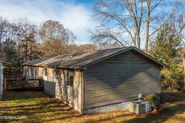1689 Mccleary Bend Rd, Sevierville, TN 37876