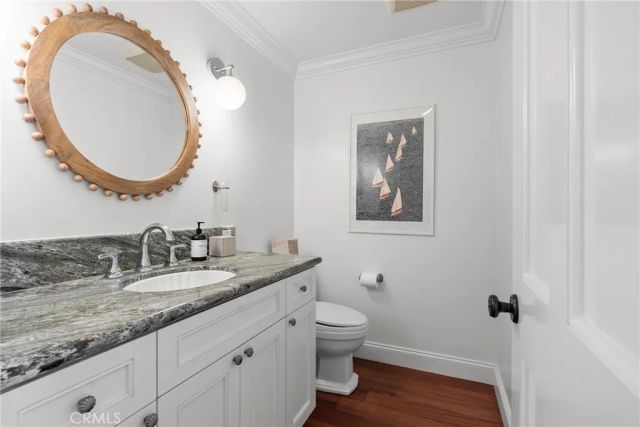 1701 E Balboa, Newport Beach, CA 92661