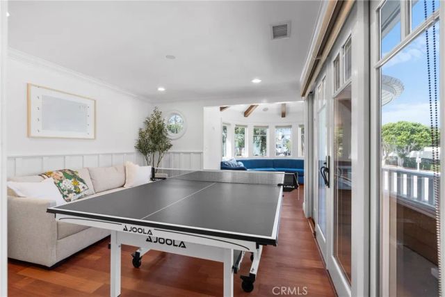 1701 E Balboa, Newport Beach, CA 92661